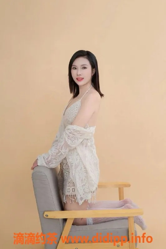 北京楼凤-朝阳妩媚少妇，技艺出众，尽享刺激服务