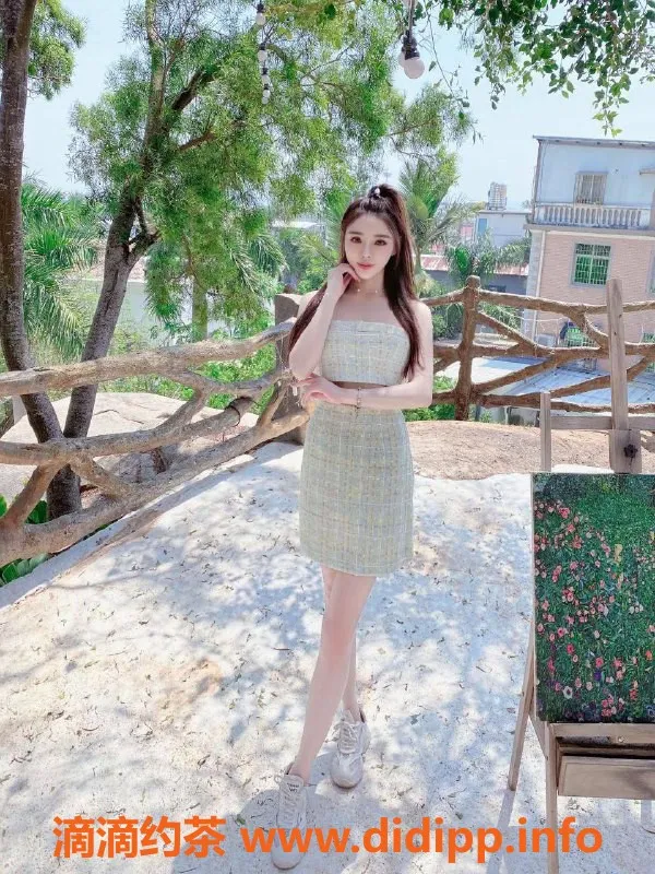 北京楼凤-北京北苑芷若，165厘米90斤，C罩杯，茶费1K
