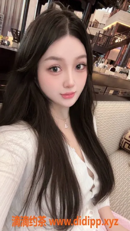 广州楼凤-天河白晶晶，御姐低价服务等你体验