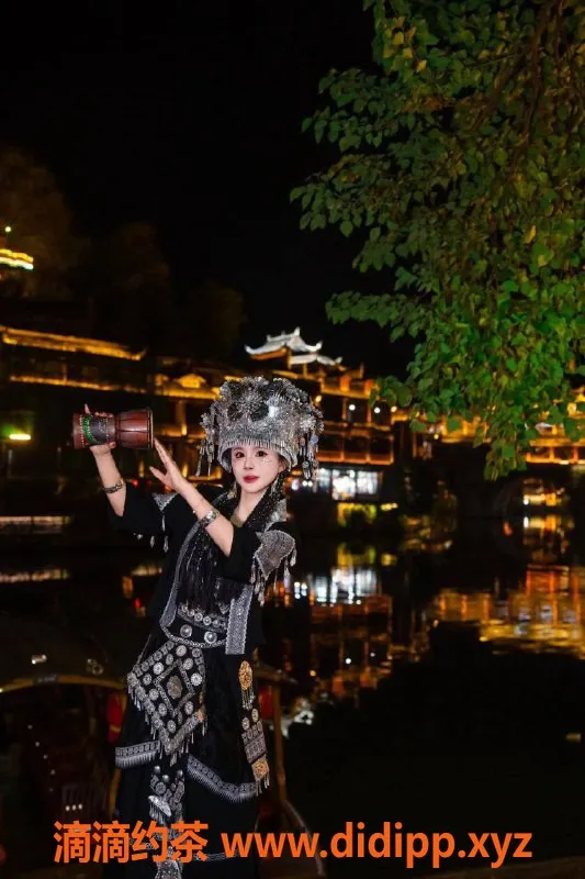 广州楼凤-天河蓝精灵，嫩妹服务，69口爆体验