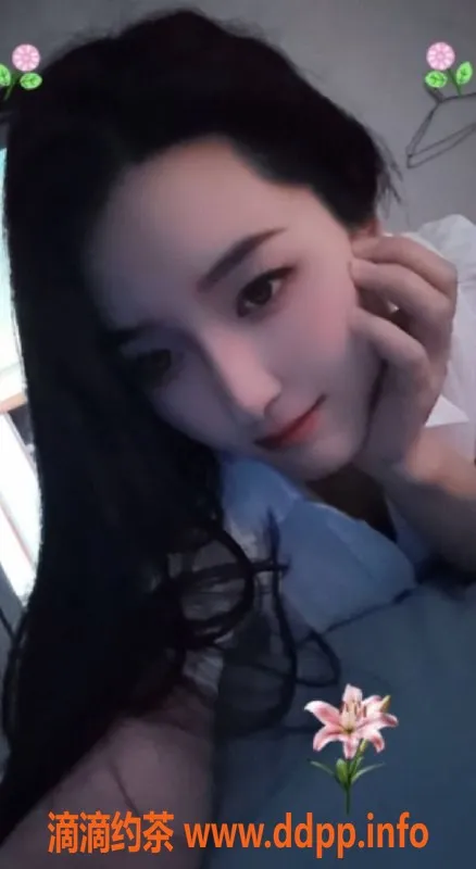 北京楼凤-丰台小骚御姐，超值服务只需6️⃣张