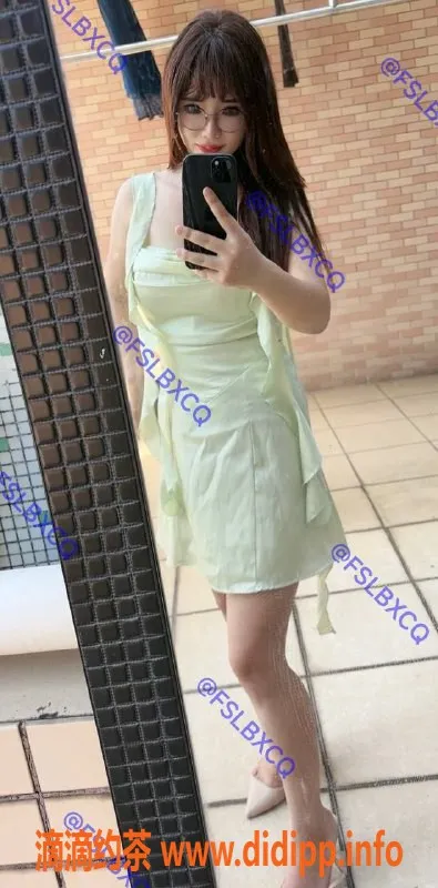 佛山楼凤-顺德大良晓晓，600元洗吹做服务等你来体验