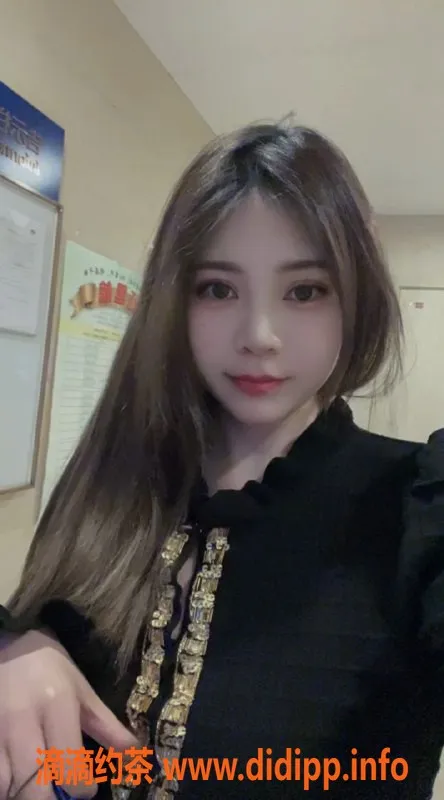 广州楼凤-白云三元里依依，700元享优质服务