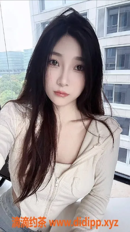 杭州楼凤资源信息,余杭区佳佳20岁，162cm，90斤，激情服务无限畅享