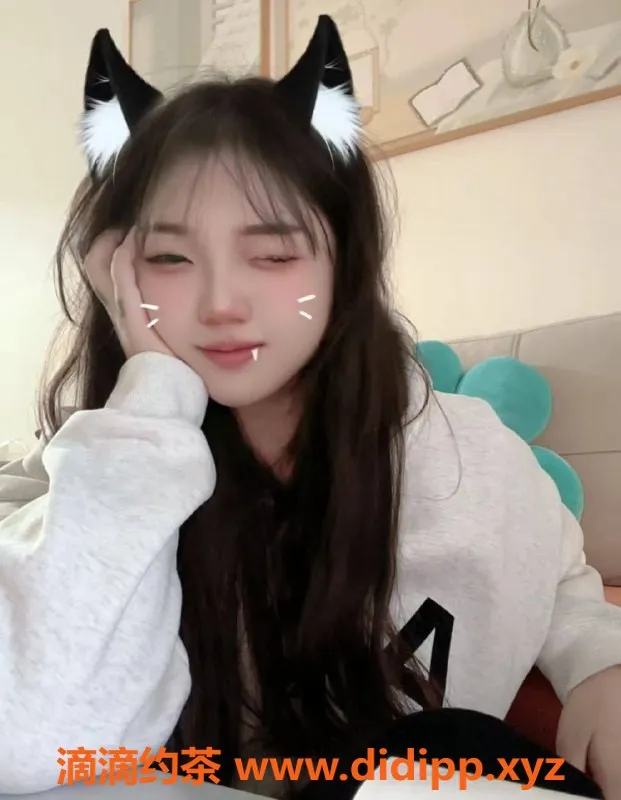 北京楼凤-北京首经贸一菲&小米双飞体验，19岁超值享受