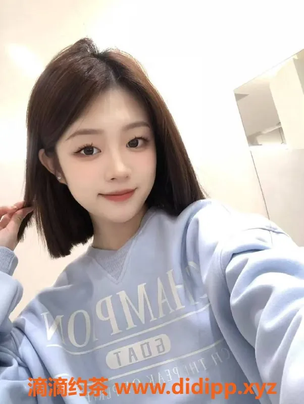 成都楼凤资源信息,成都莹莹，22岁微胖嫩妹，超会聊！