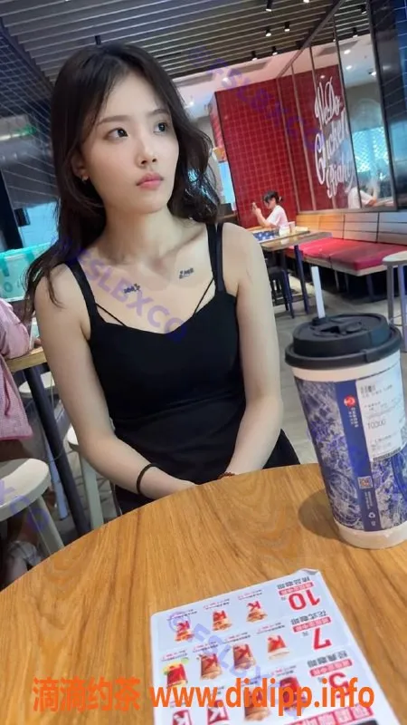 佛山楼凤资源信息,南海辰辰，1400PP舌吻服务，视频认证