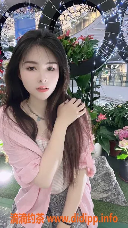 广州楼凤资源信息,广州海珠极品舌吻莎莎，23岁，168cm，46斤