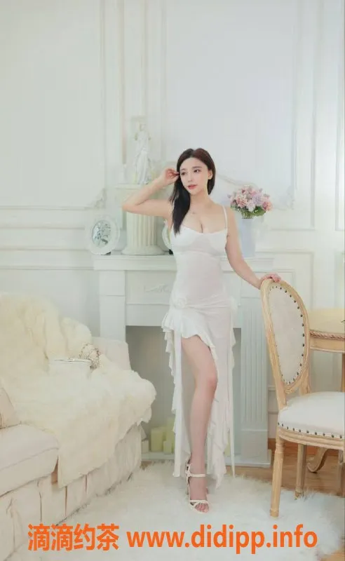 成都楼凤-武侯区可欣，少妇车服务，价格友好