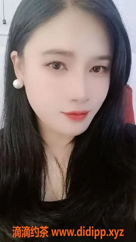 广州楼凤-天河少妇雨欣，400p视频验证美颜照