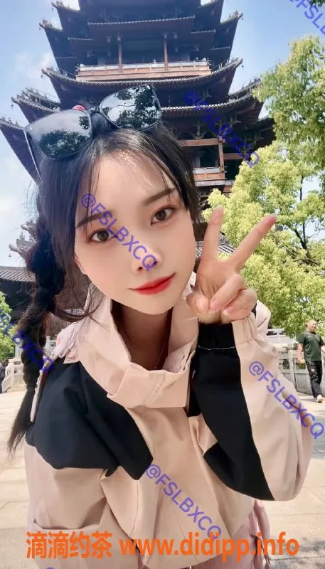 佛山楼凤-金沙洲可可，南海万达，洗吹做服务，价格超值