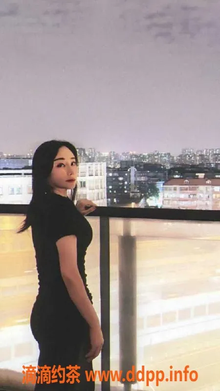 广州楼凤-西村28岁荔湾西村流星雨，160cm、50kg，独特水床服务