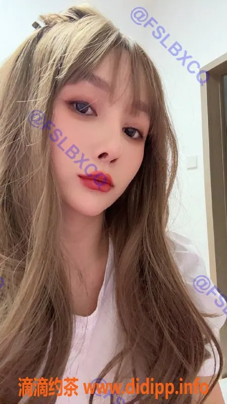 佛山楼凤-禅城Alice，价格700P/1200PP，专业洗吹做服务