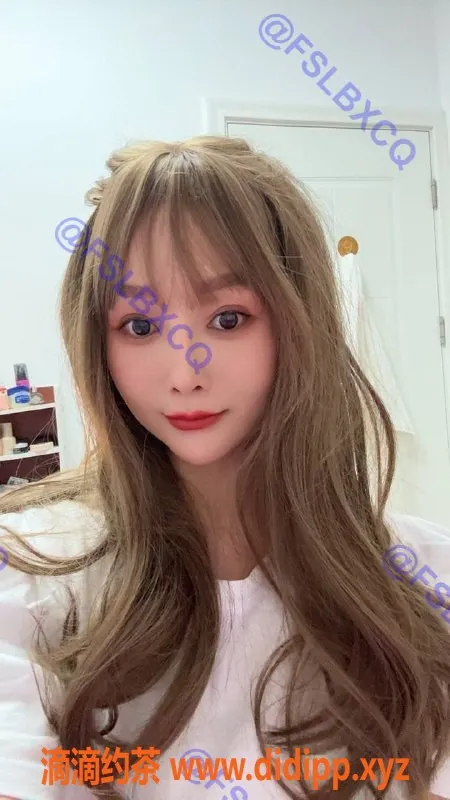 佛山楼凤-禅城Alice，价格700P/1200PP，专业洗吹做服务