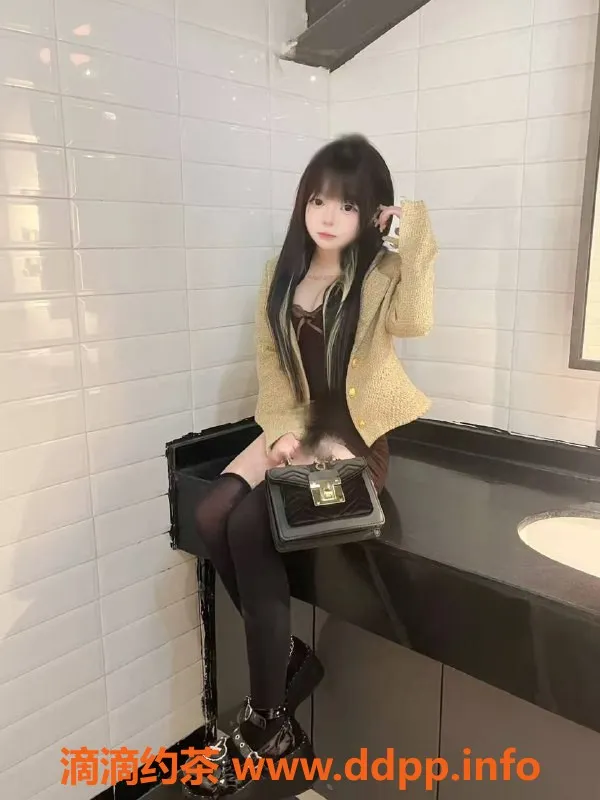 广州楼凤-天河慢慢，大胸萝莉，7P夜课等你体验