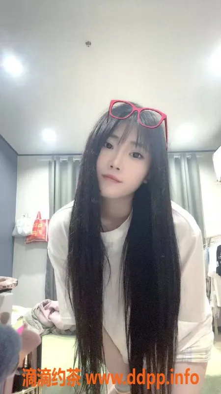 广州楼凤资源信息,佛山小琪，嫩妹大长腿，课费6P