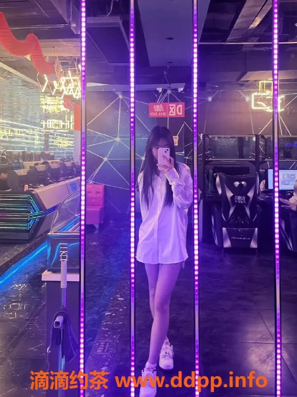 北京楼凤-朝阳高碑店05后嫩妹，清纯乖乖女，8️⃣张起