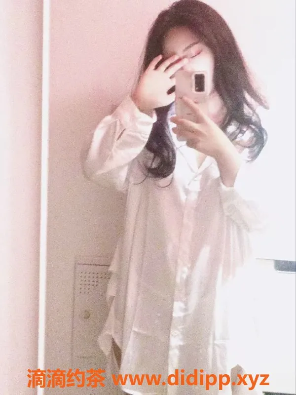 北京上门服务-朝阳00后小骚，玲珑身材，7张起上门服务