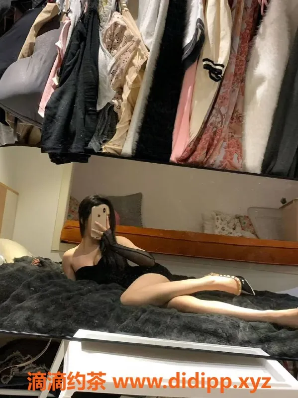 北京楼凤-丰台甜美暴乳美妞，身高168，三通服务