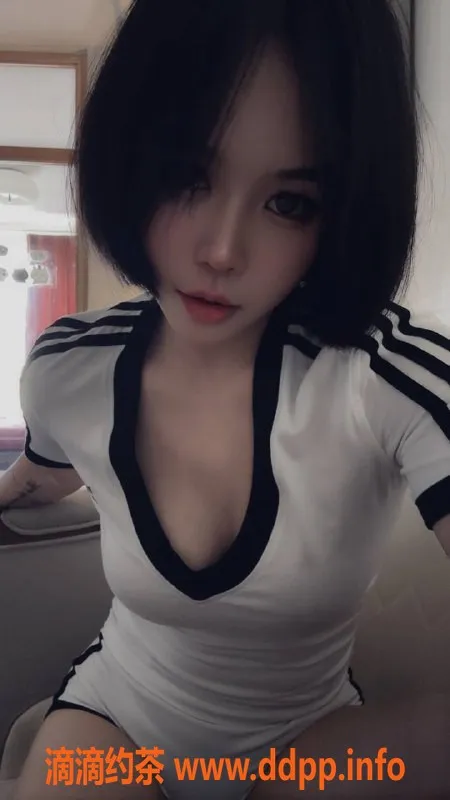 北京楼凤-朝阳健身萝莉，150cm D杯热情服务