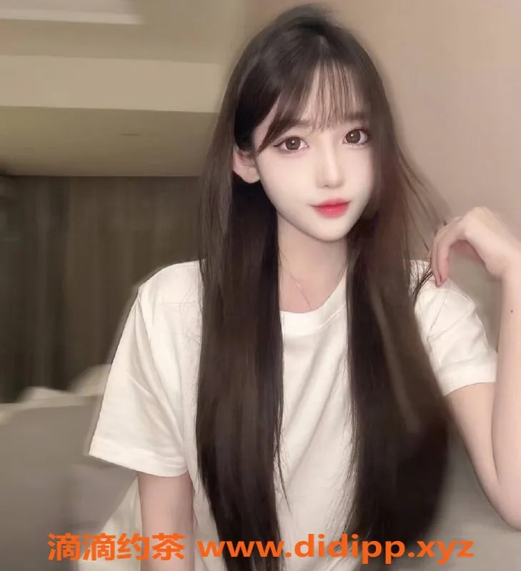 上海楼凤-普陀铃音，173cm大胸嫩妹，2500P服务推荐！