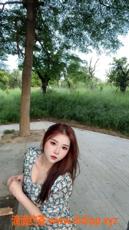 上海楼凤-普陀肉肉，22岁D罩杯，口活一流！