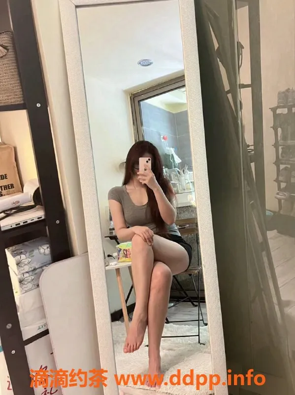 上海楼凤资源信息,普陀肉肉，22岁D罩杯，口活一流！