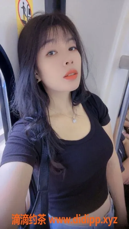 广州楼凤-天河岗顶简儿，400起，夜课服务优质体验