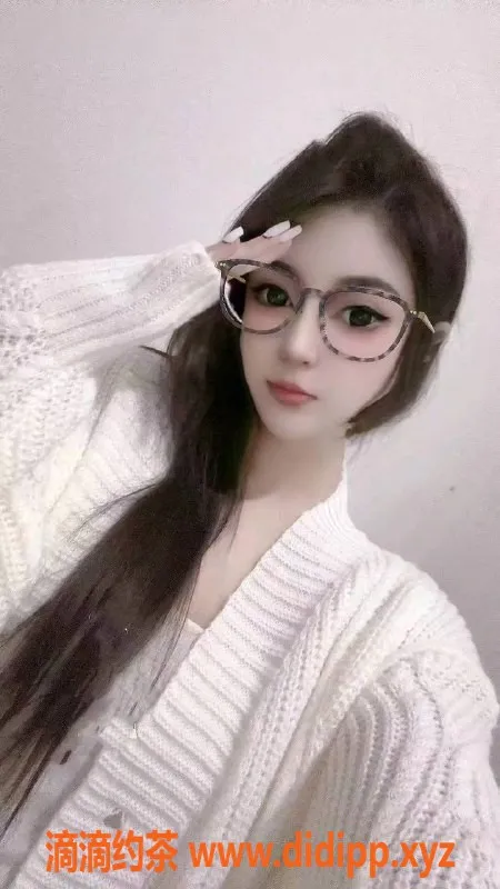 北京楼凤-东直门95后高妹，身高172，实惠快餐泻🔥