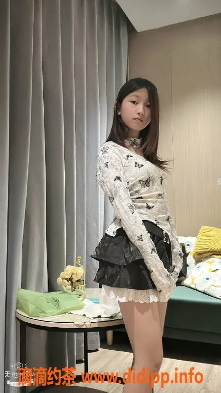 佛山楼凤-顺德小婷婷，700元洗吹做，已视频验证