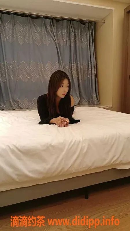 深圳楼凤资源信息,深圳龙岗18岁小文，身高163，肉质饱满