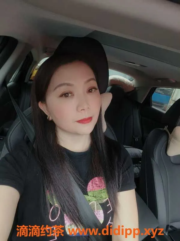 深圳楼凤资源信息,深圳光明区雪儿，33岁36C，包夜1200元