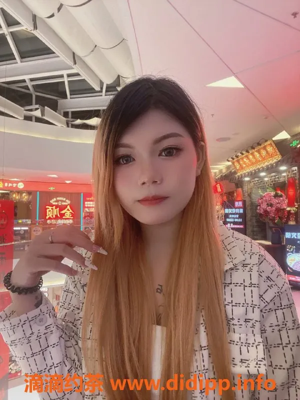 佛山楼凤-南海金沙洲琪琪，600P舌吻服务等你体验！