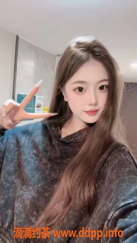 佛山楼凤-南海桂城芊阡，800元提供洗吹做服务