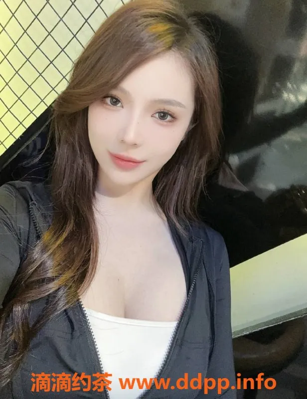 上海楼凤-徐汇馨雅，颜值出众身高167，服务贴心