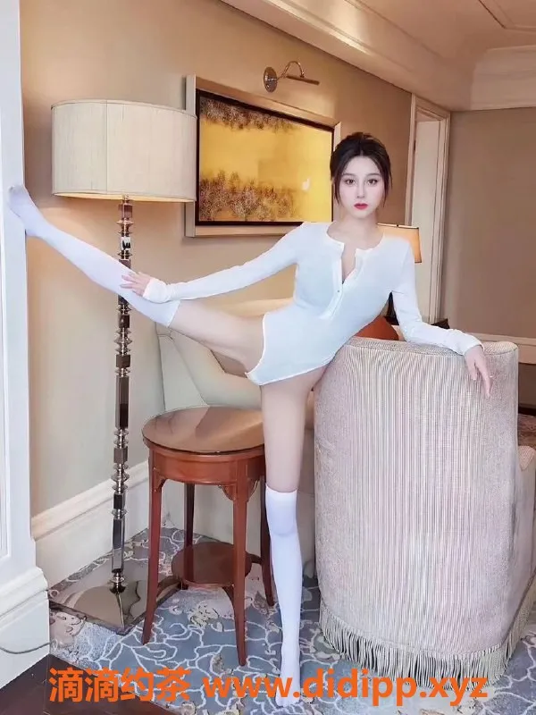 福州楼凤-福清市冉冉，165cm，47kg，胸36C，特服需加价