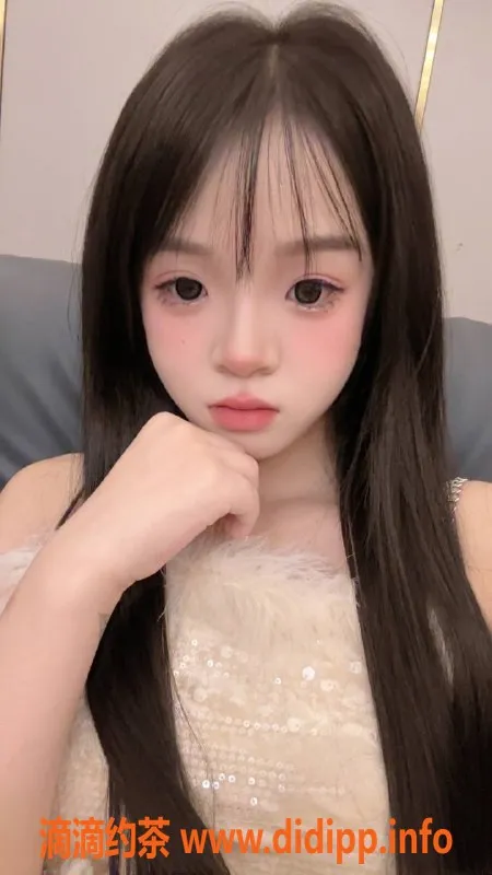 成都外围-成都未成年妹儿三万，高163，94斤，700元一次