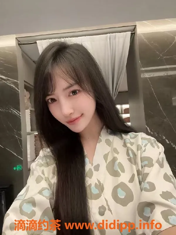 杭州外围-滨江区小老虎，21岁美少女，D罩杯，1200元享69互舔