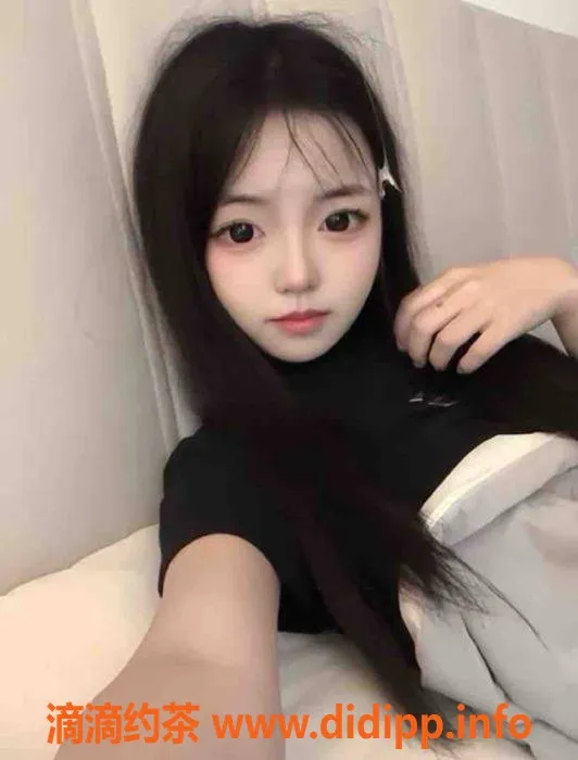 成都楼凤-成华区嫩妹佳琪，160cm/40kg，600元/50分钟