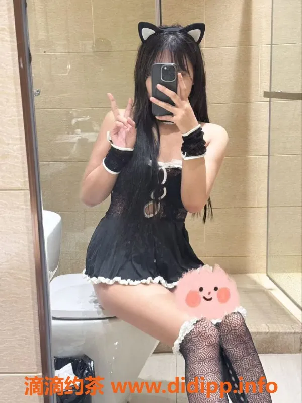 杭州楼凤资源信息,上城区小雯，价位700p，工兵福利限名额！