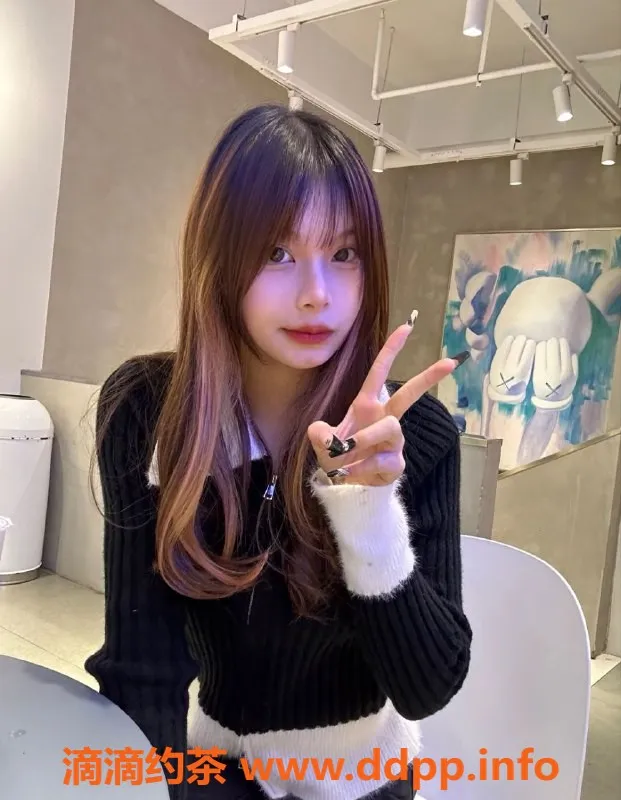 北京楼凤-丰台邻家小骚比，165斤，颜值高，情商满分