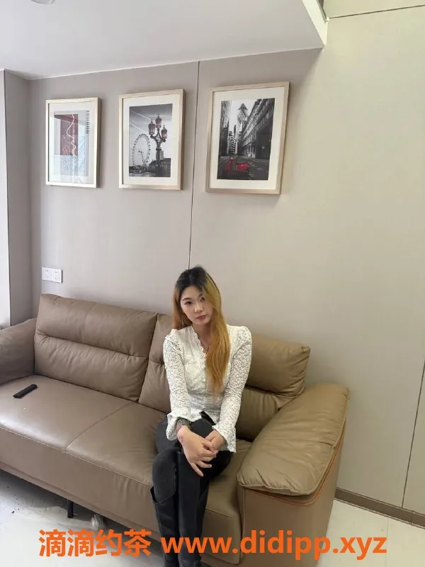 佛山楼凤-南海贝贝，700p上门服务，舌吻体验超赞！