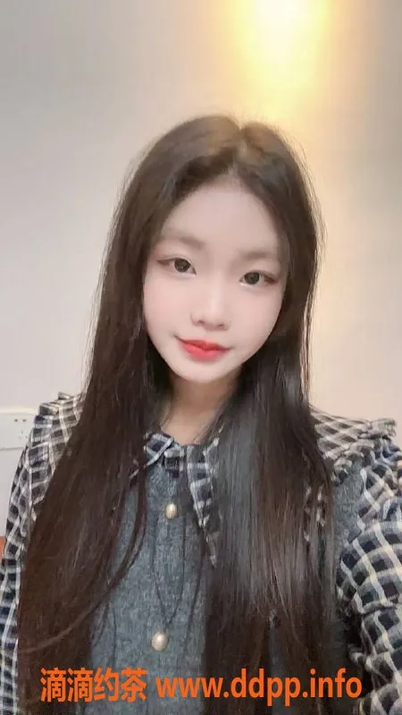 佛山楼凤-金沙洲白虎表妹，700P开启激情夜！