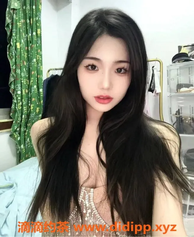 上海楼凤-静安苏佳佳回归福利，限时拍卖仅1100P