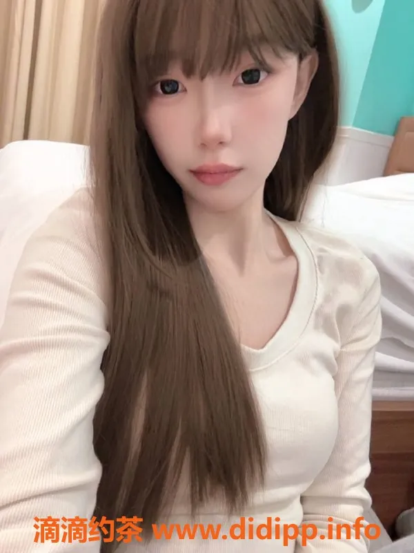 佛山楼凤-贝贝，禅城洗吹服务，600起，视频验证