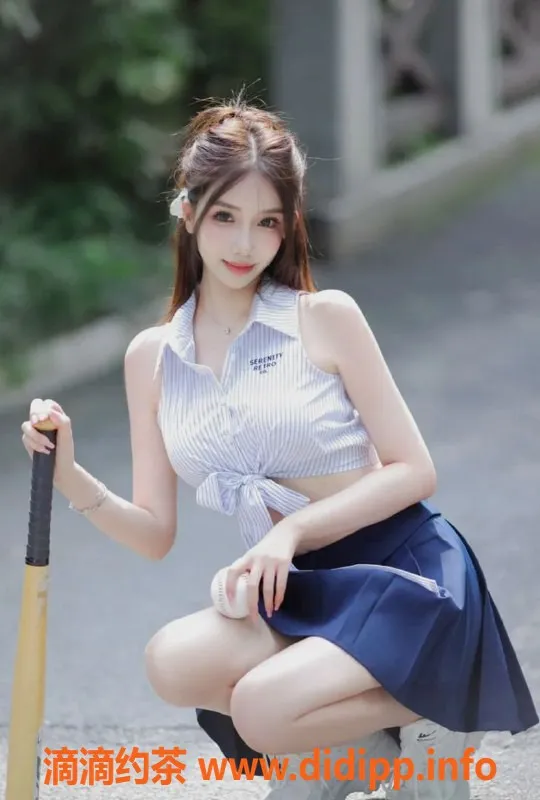 上海楼凤-闵行草莓啵啵奶，165cm大胸白肤小姐，1500起服务