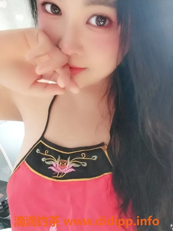 北京楼凤-朝阳酒仙桥苗族妹，青春软妹轻松服务