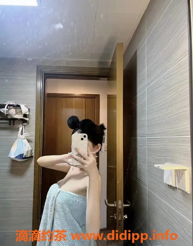 北京楼凤资源信息,东城95后芭比级小辣妹，开朗活泼等你来约！