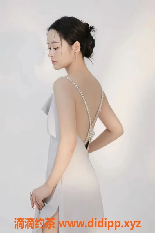 上海楼凤资源信息,津城菲菲，170高挑美丽，23岁女友体验