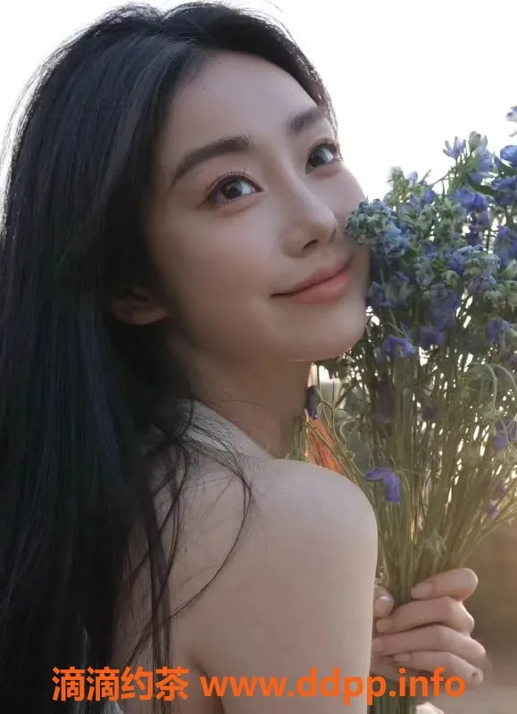 上海楼凤-普陀Angel，165身高34C肤白美女